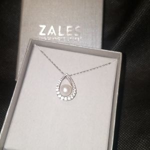 Genuine Pearl Necklace